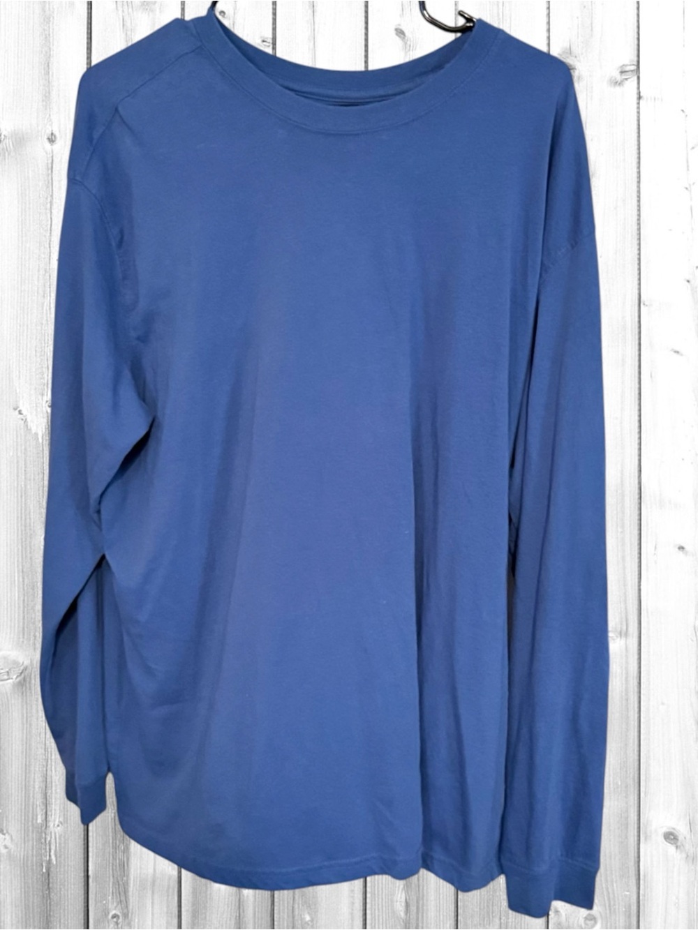 🌼Blue Mountain Classic Crewneck Long Sleeve Tee in Blue